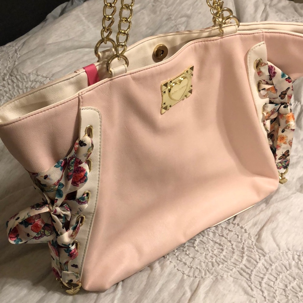 Pink and floral Betsy Johnson purse
